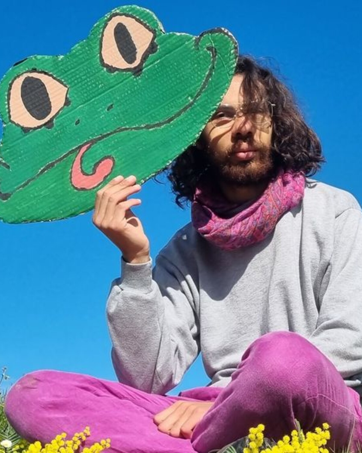 Vie avec son masque de grenouille